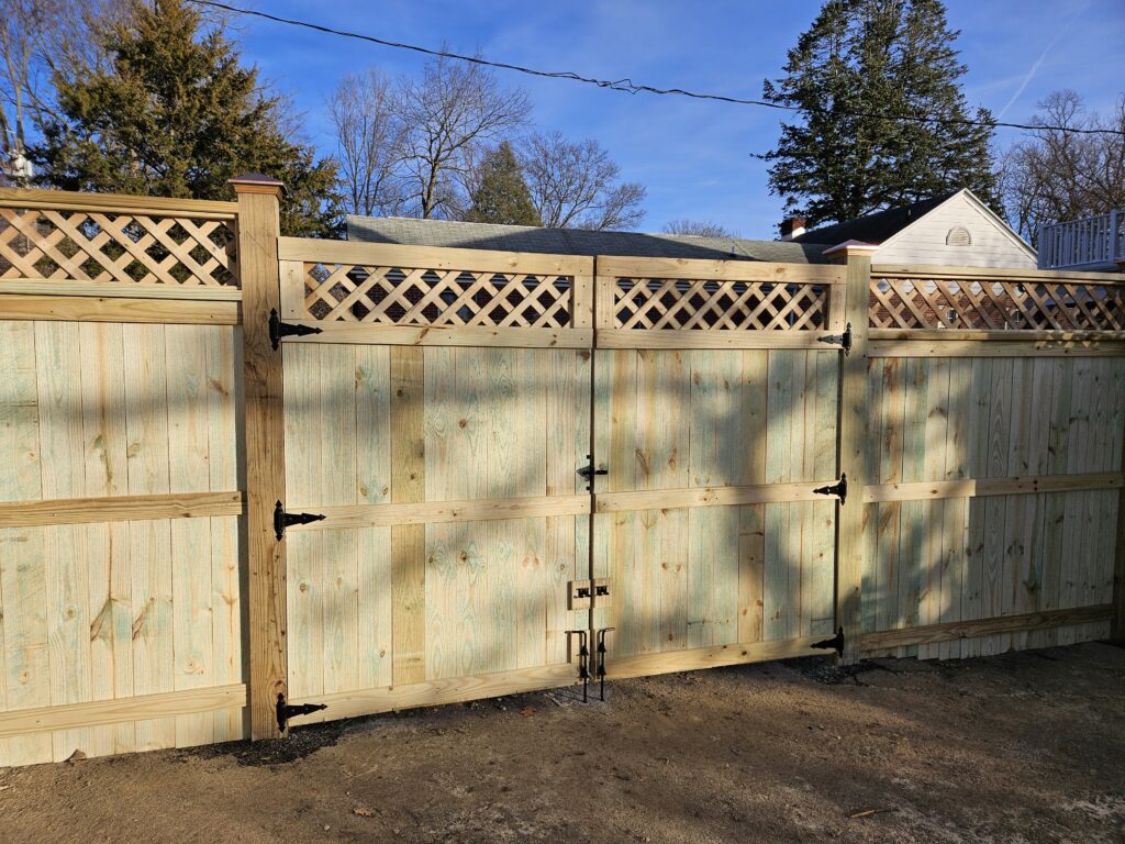 Vinyl Fence Installation Bloomington Indiana